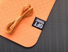 Заказать Original Fittools FT-YGM6-2LT-ORANGE-BK Мат для йоги 6 мм двухслойный оранжевый-черный